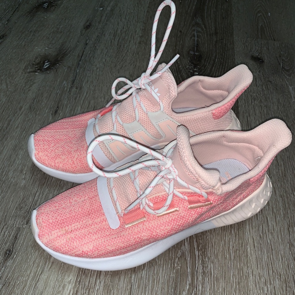 Adidas Tubular Dusk Pink
